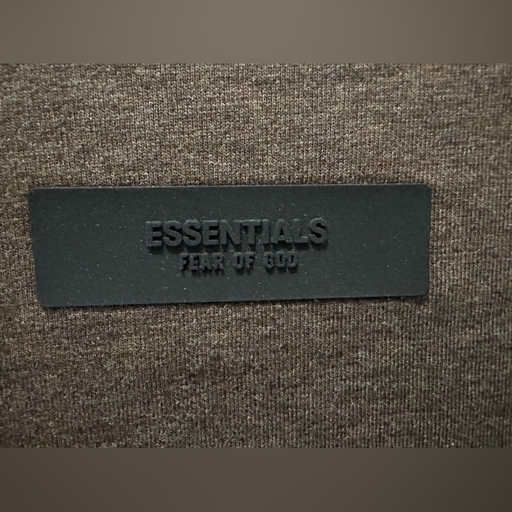 Essentials Fear of God T-shirt size Medium brown oversized NEW - Picture 4 of 14